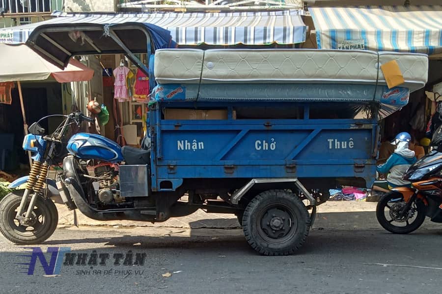 Xe ba gác chở hàng thuê quận 5